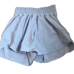 Lululemon mid- rise lined shorts 5”